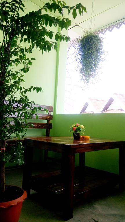 Pm Guesthouse Чиангмай Экстерьер фото