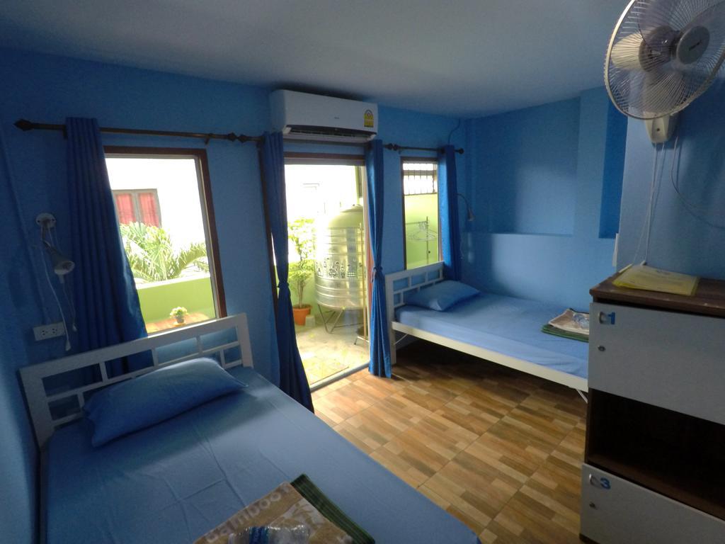 Pm Guesthouse Чиангмай Экстерьер фото